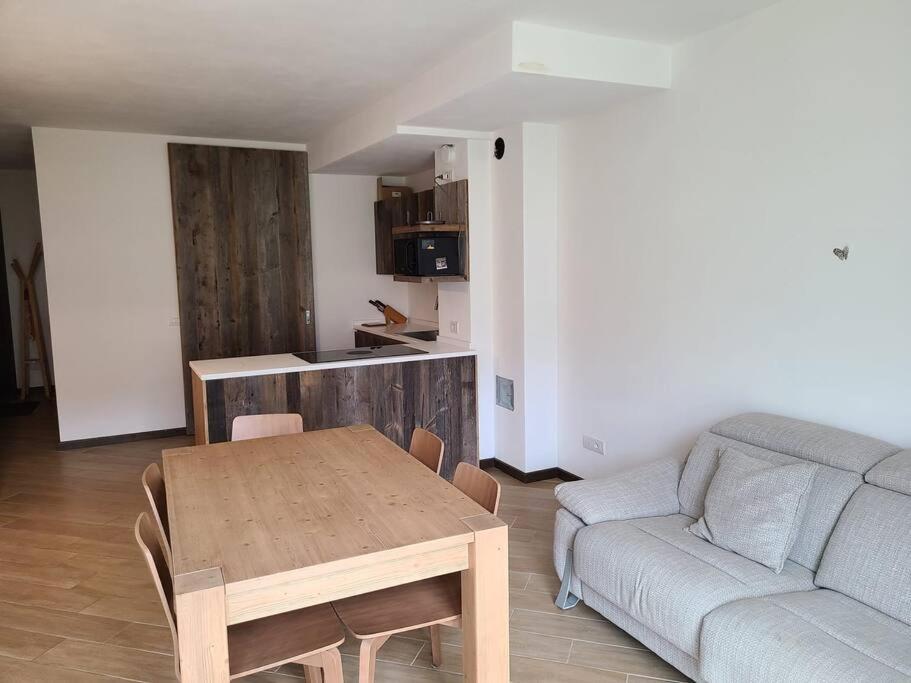 Bait Li Crapena Apartman Livigno Kültér fotó